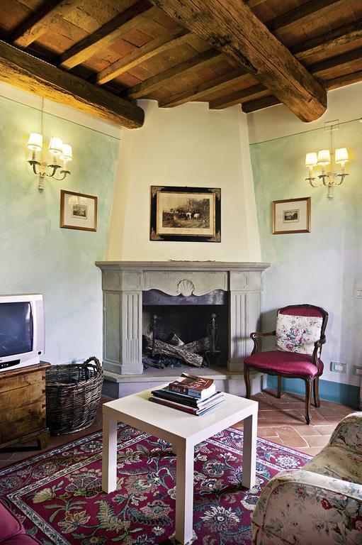 Апартаменти Borgo Dei Cadolingi Ґамбассі-Терме Екстер'єр фото